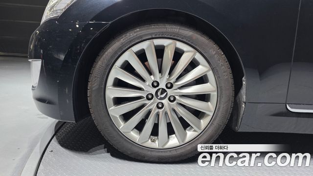 Hyundai Equus из Кореи Encar