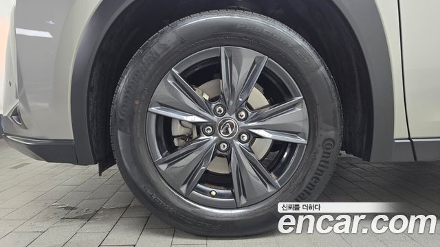Lexus UX из Кореи Encar