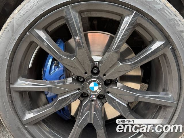 BMW X7 M60i xDrive M sport 6STR — пробег 16 800 км — фото 5 из 5