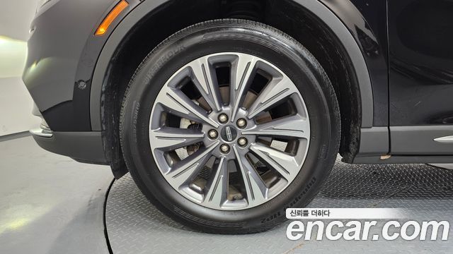 Lincoln Corsair 2.0 Reserve AWD — пробег 92 080 км — фото 5 из 5