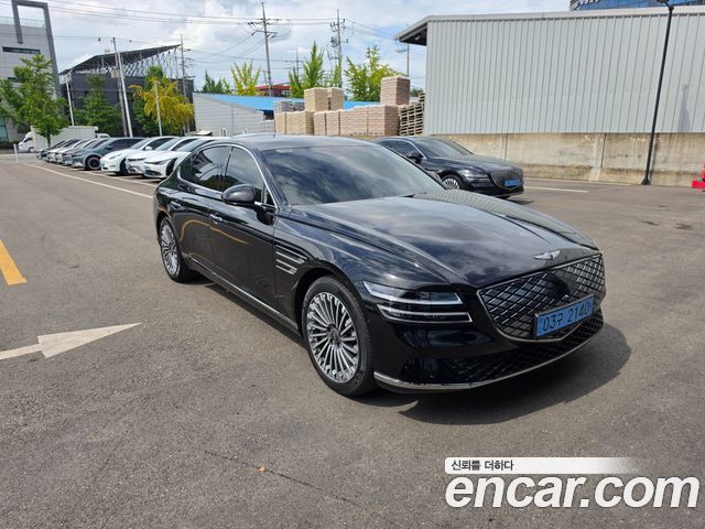 Genesis G80 e-AWD — пробег 42927 км