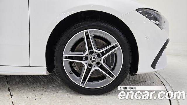 Mercedes-Benz CLA-Class CLA250 4MATIC — пробег 4660 км