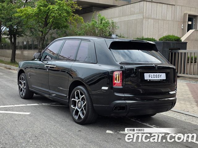 Rolls-Royce Cullinan 6.7 V12 Black Badge — пробег 40590 км