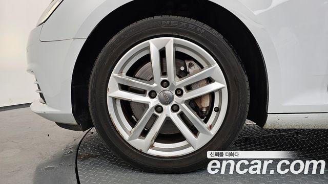 Audi A4 из Кореи Encar