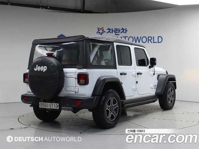 Jeep Wrangler 2.0 Sport 4Door — пробег 42696 км