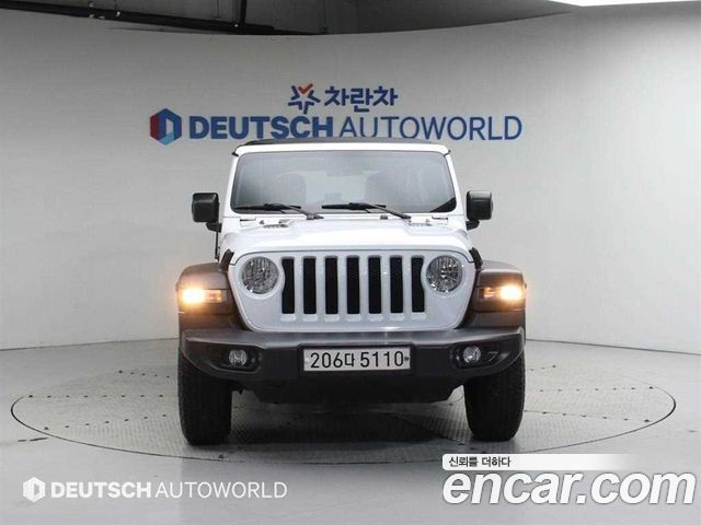 Jeep Wrangler 2.0 Sport 4Door — пробег 42696 км