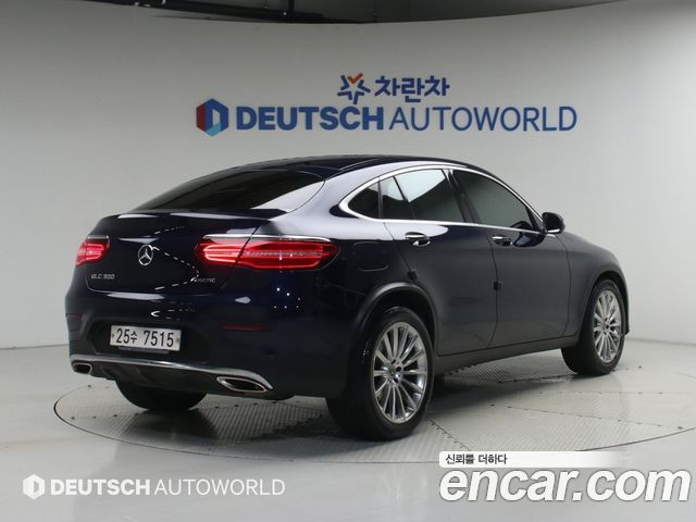 Mercedes-Benz GLC-Class GLC300 4MATIC AMG Line Coupe — пробег 126044 км
