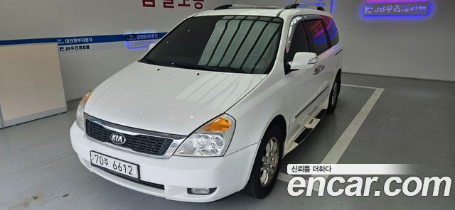Kia Carnival Grand Carnival GLX Premium — пробег 319 950 км — фото 2 из 5