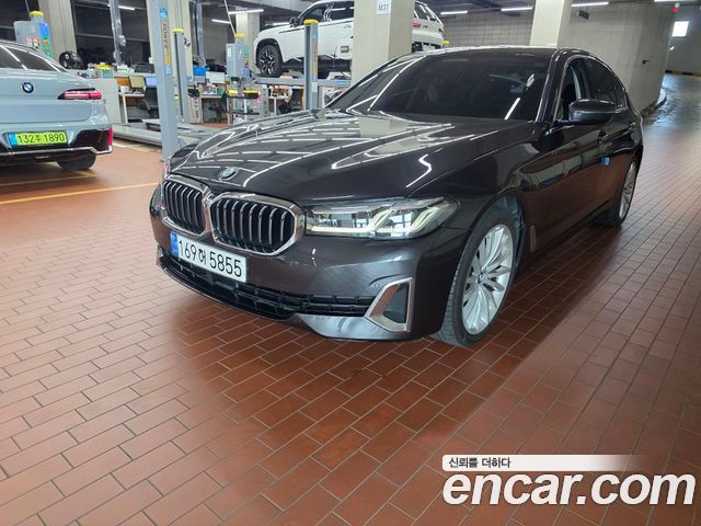 BMW 5-Series 530i Luxury — пробег 45605 км