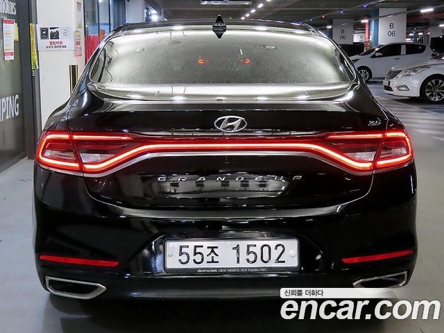 Hyundai Grandeur 3.0 Exclusive Special — пробег 82100 км