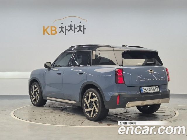Mini Countryman ALL4 Favoured — пробег 10912 км