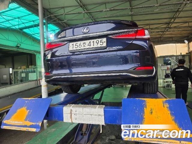Lexus ES Executive — пробег 58986 км