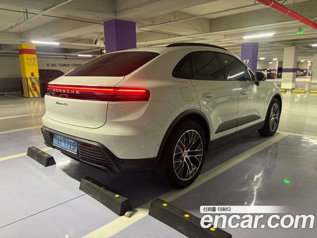 Porsche Macan 4S — пробег 8 600 км — фото 4 из 5