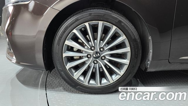 Kia K7 из Кореи Encar