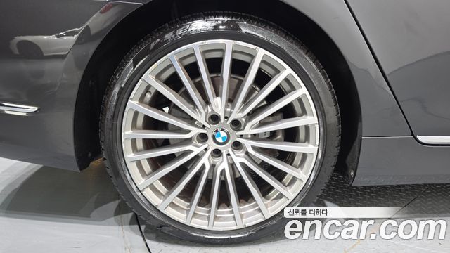 BMW 7-Series из Кореи Encar