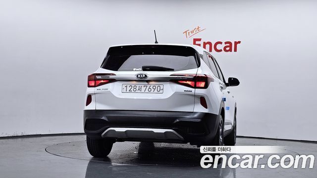 Kia Seltos из Кореи Encar