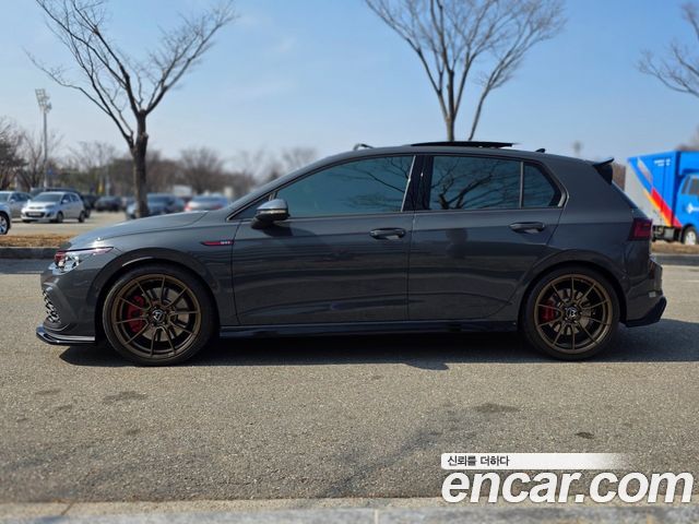 Volkswagen Golf 2.0 GTI — пробег 6 400 км
