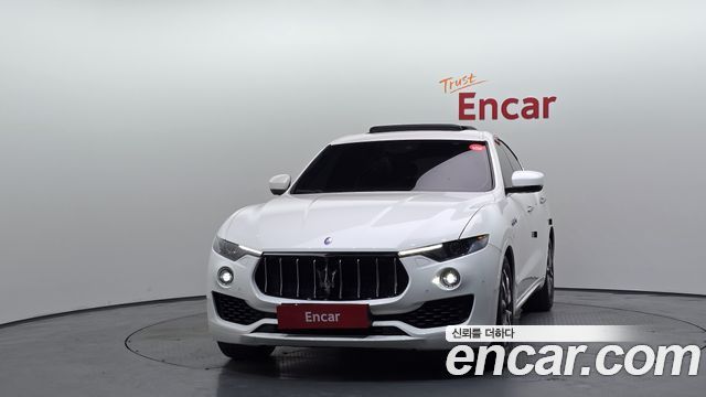 Maserati Levante 3.0 AWD GranLusso — пробег 124 965 км — фото 3 из 5