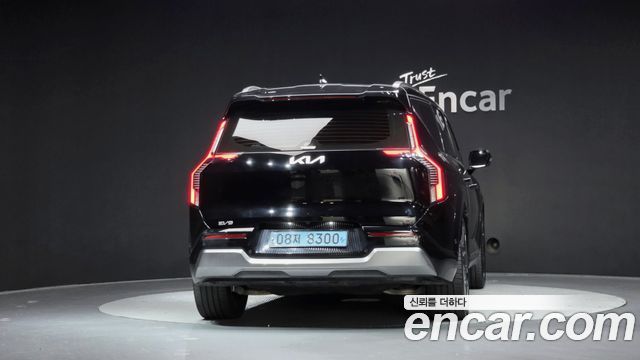 Kia EV9 из Кореи Encar
