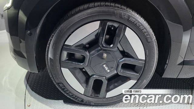 Kia EV9 из Кореи Encar