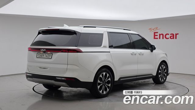 Kia Carnival Diesel 9-Seater Signature — пробег 89 906 км — фото 2 из 5