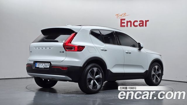 Volvo XC40 из Кореи Encar