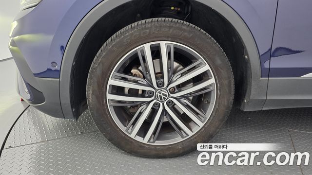 Volkswagen Tiguan 2.0 TSI Prestige — пробег 23 019 км