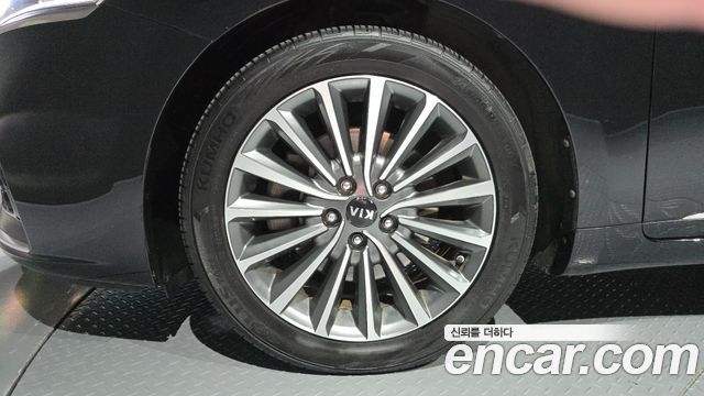 Kia K7 из Кореи Encar