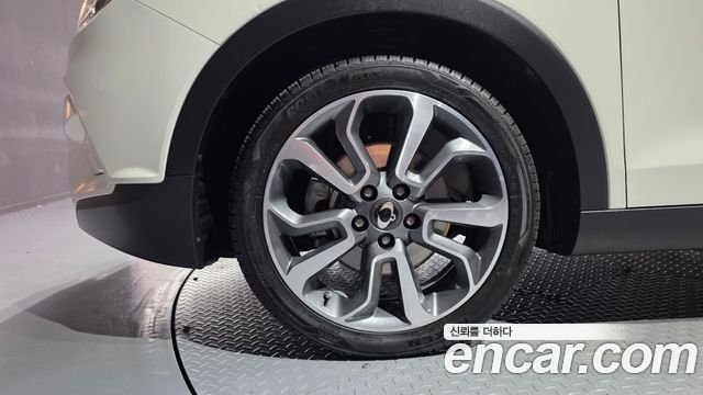 Ssangyong TIBOLI из Кореи Encar