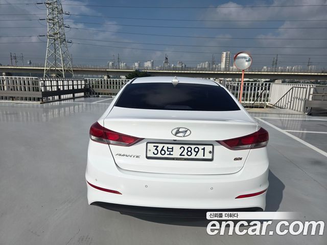 Hyundai AVANTE из Кореи Encar