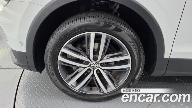 Volkswagen Tiguan из Кореи Encar