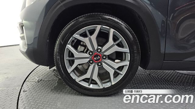 Kia Seltos из Кореи Encar