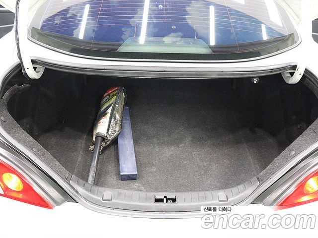 Hyundai Genesis из Кореи Encar