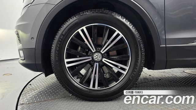 Volkswagen Tiguan из Кореи Encar