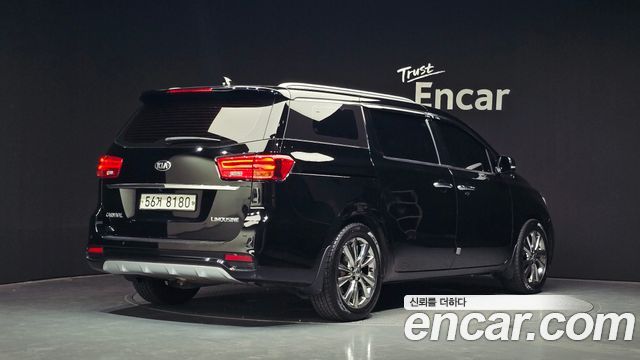 Kia Carnival из Кореи Encar