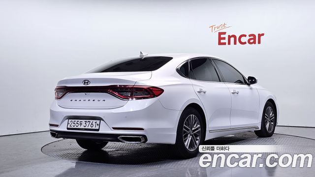 Hyundai Grandeur из Кореи Encar