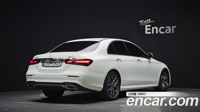 Mercedes-Benz E-Class из Кореи Encar