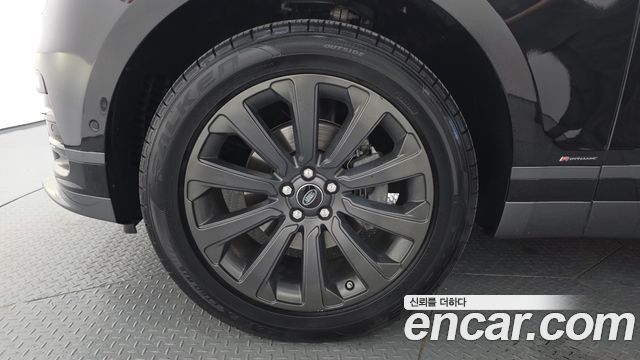 Land Rover Range Rover Velar 2.0 D240 R-Dynamic SE — пробег 116 522 км