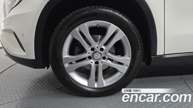 Mercedes-Benz GLA-Class из Кореи Encar