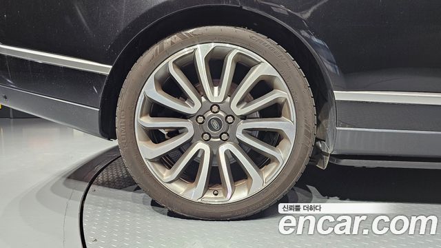 Land Rover Range Rover 4.4 SDV8 AB DIESEL — пробег 116 405 км