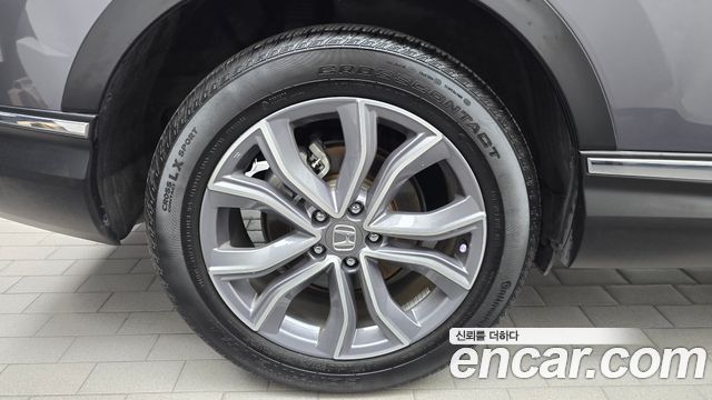 Honda CR-V 2.0 Hybrid Touring 4WD — пробег 37 595 км