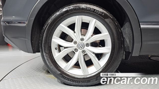 Volkswagen Tiguan 2.0 TDI Premium — пробег 84 556 км