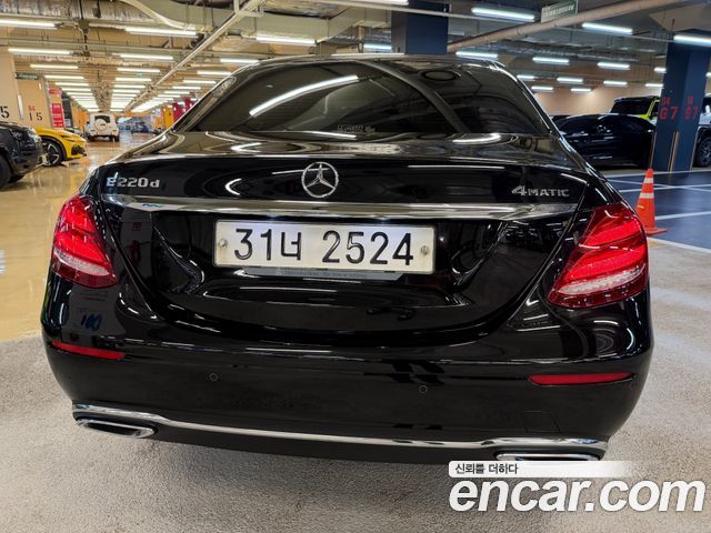 Mercedes-Benz E-Class из Кореи Encar