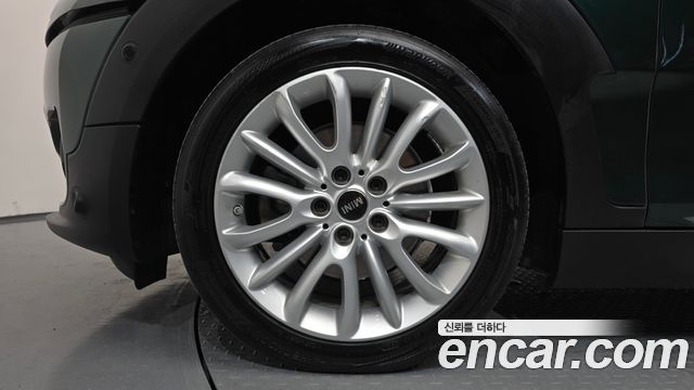 Mini Clubman High 2nd — пробег 134 623 км