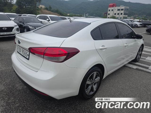 Kia K3 из Кореи Encar