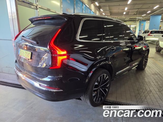 Volvo XC90 T8 Ultra Bright Hybrid — пробег 6 894 км — фото 5 из 5
