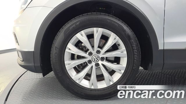 Volkswagen Tiguan 2.0 TDI — пробег 133 183 км