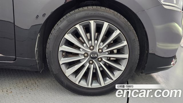 Kia K7 из Кореи Encar