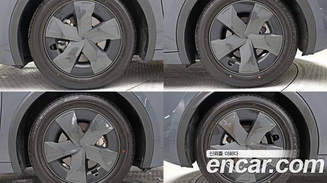 Toyota Prius 2.0 PHEV SE — пробег 9 772 км