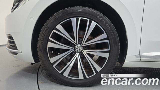 Volkswagen Arteon 2.0 TDI Premium — пробег 90 444 км
